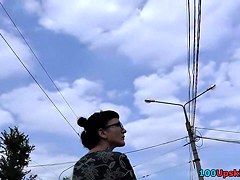 Very kewl street upskirt footage