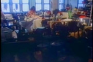 Vid porno lesbienne rétro avec léchage de chatte poilue hardcore