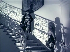 Vintage Lesbians Have Sex on the Stairs