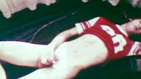 VintageGayLoops Video: Stroker