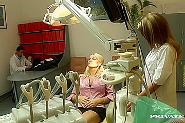 Vivien And Winnie Have Ffm Threesome In Doctors Office