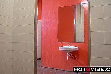 Wet Spanish Gspot Squirt