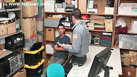 Young Security Officer Bangs Petite Punk RAW - YOUNGPERP COM