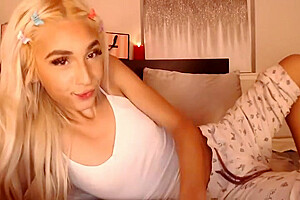 Zoe 18