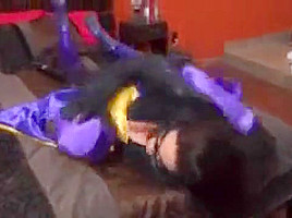 batgirl and catwoman finding out each others identity