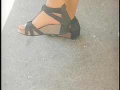 candi feet 2