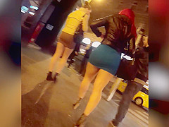 candid thick party girl