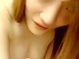 广西边境县城嫖妓奶子很漂亮的短发酒吧坐台看她逼毛浓密忍不住给她舔逼 国产