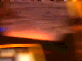 吓尿了还说不能玩这个违法(直播裸聊加微信 dsy334452)