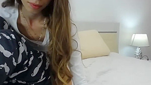 extraordinary cindy in top webcam girls do big to clothes-off w