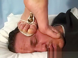 facestanding trampling