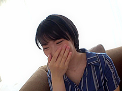 ウブかわな現役が腰振りまくりで感じちゃう