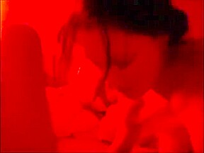 geile ex zuigt me als een vettige geil slet en spuugt op men lul mmm