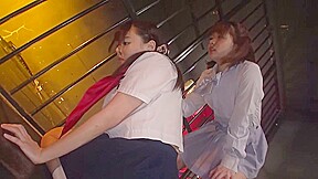 ペニバンつけて犯される痴女を激写したエロ動画