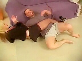 liz foot wrestling