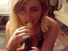 popsicle blowjob white girl sucks bbc