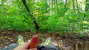 teen 18+ Deutsch beim ersten Date im Wald gefickt