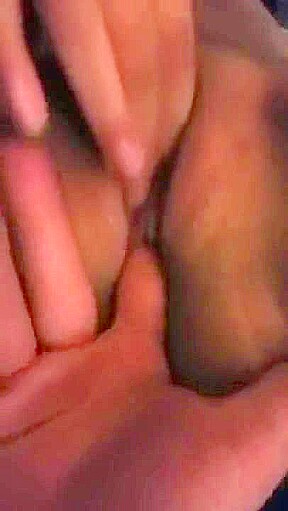 teen 18+ Pussy Play