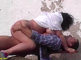 teen 18+ with massive melons outdoor fucked