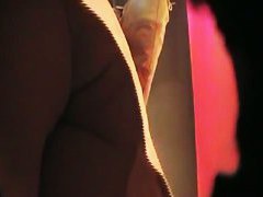 ventures up the yellow skirt road to find a bare ass