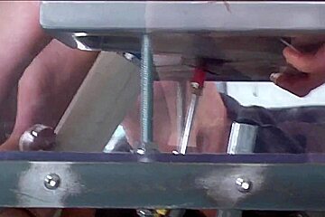 vibrated in a glass box